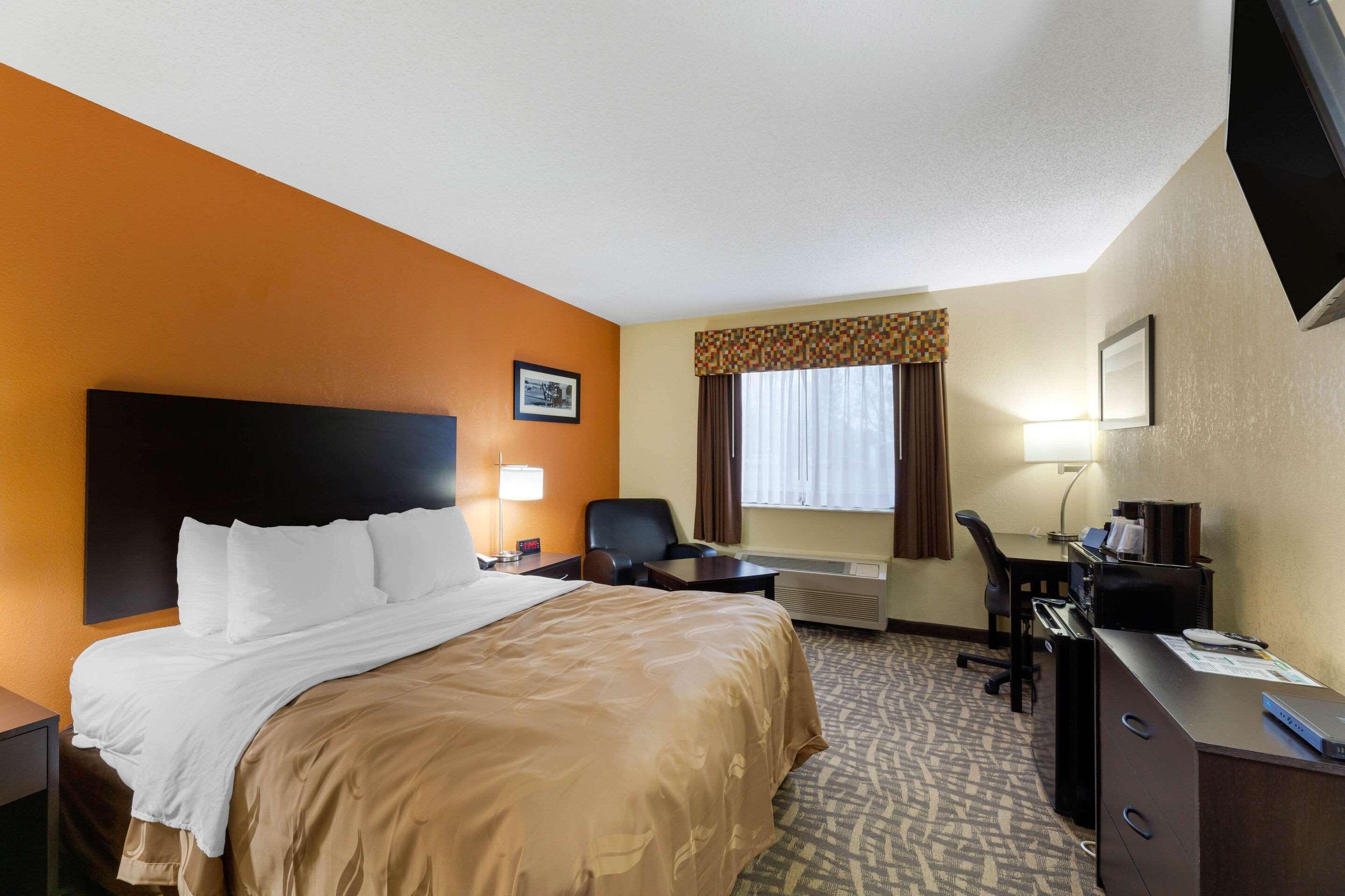 Quality Inn Wooster Exterior photo