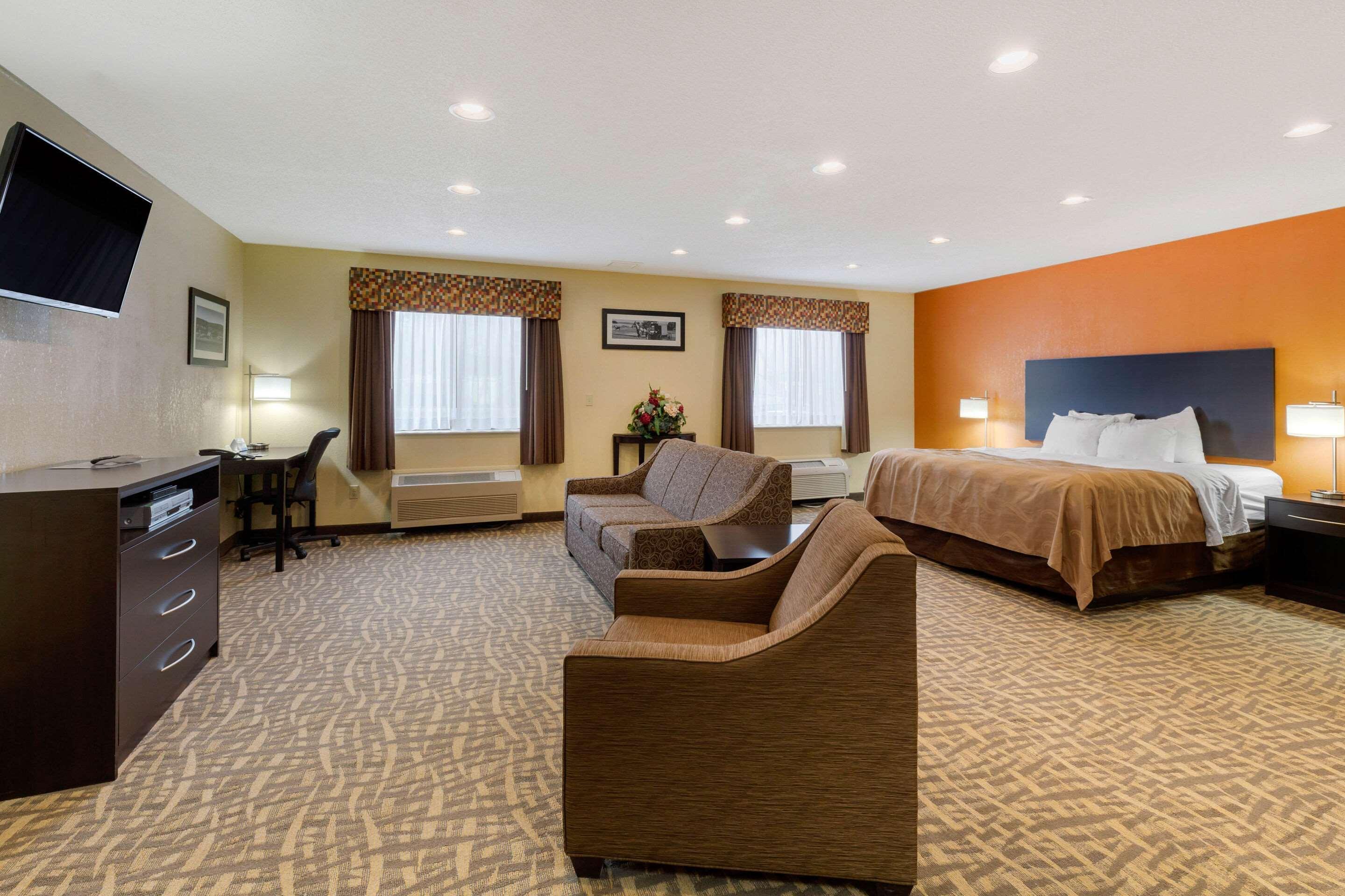 Quality Inn Wooster Exterior photo